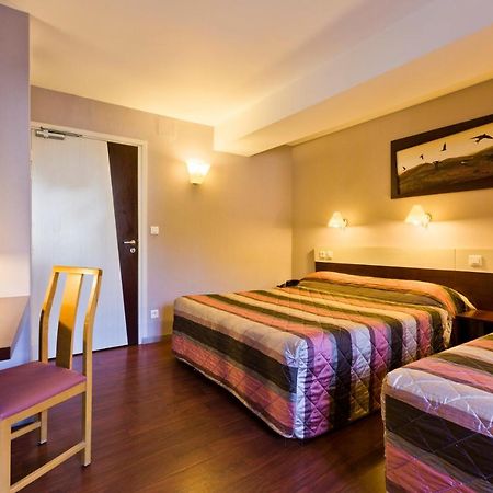 Hotel Les Hirondelles Orcines Zewnętrze zdjęcie