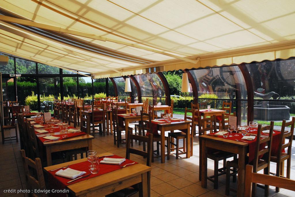 Hotel Les Hirondelles Orcines Zewnętrze zdjęcie